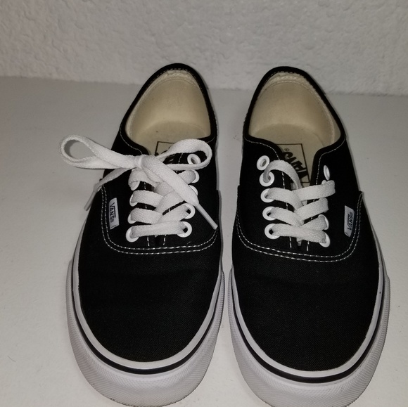 Vans Shoes - Van's black and white 8